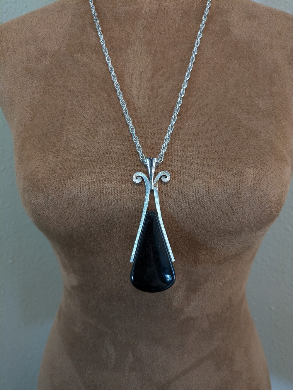 Vintage 70s Avon Silver Necklace with Black Teardrop Pendant - Women Jewelry